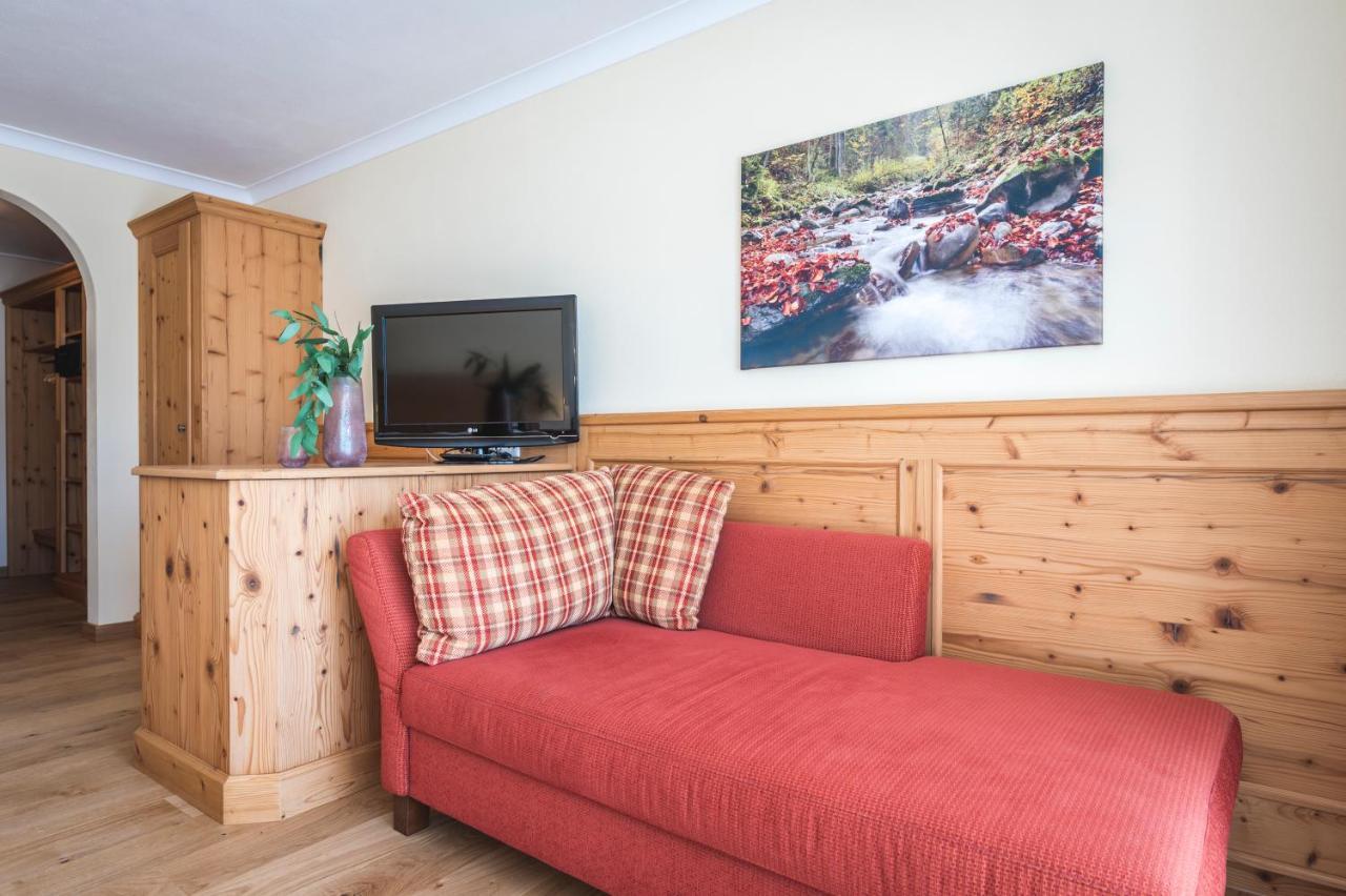 Hotel Natur-Landhaus Krone Maierhöfen Екстериор снимка